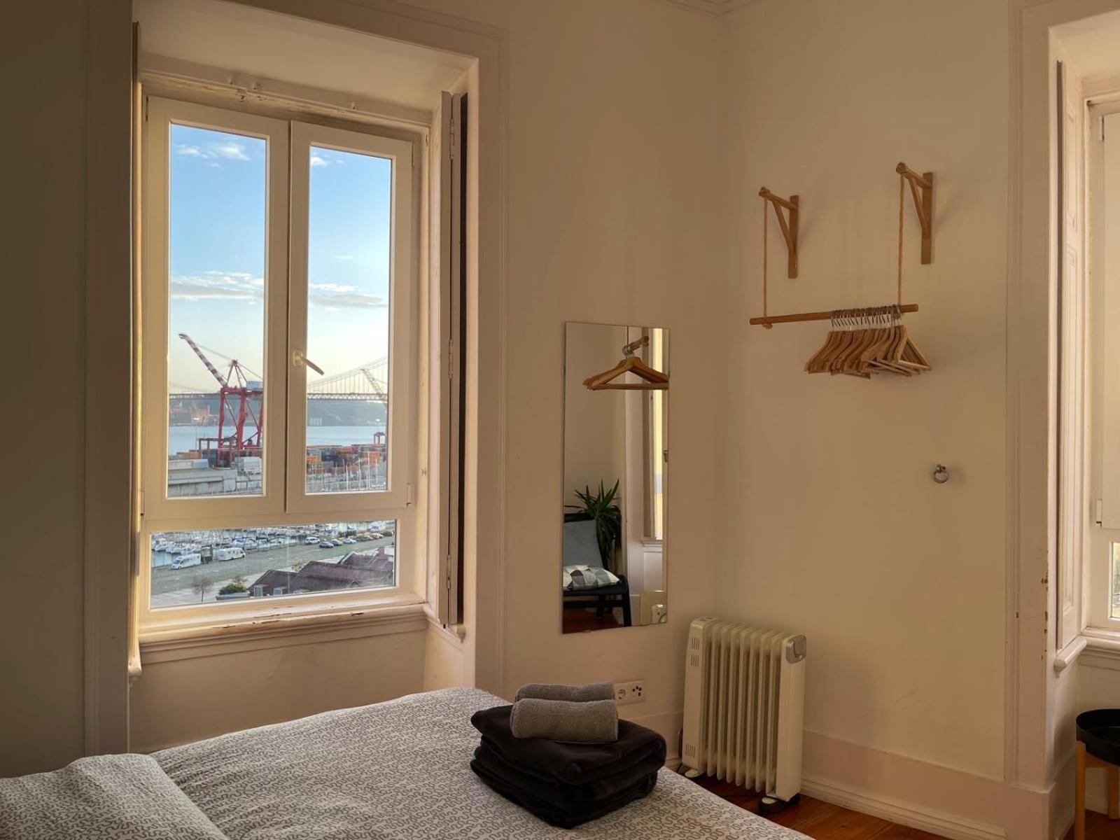 Embassy Arriaga Private Elegance Rooms In Stylish Shared Apartment Lisboa Kültér fotó