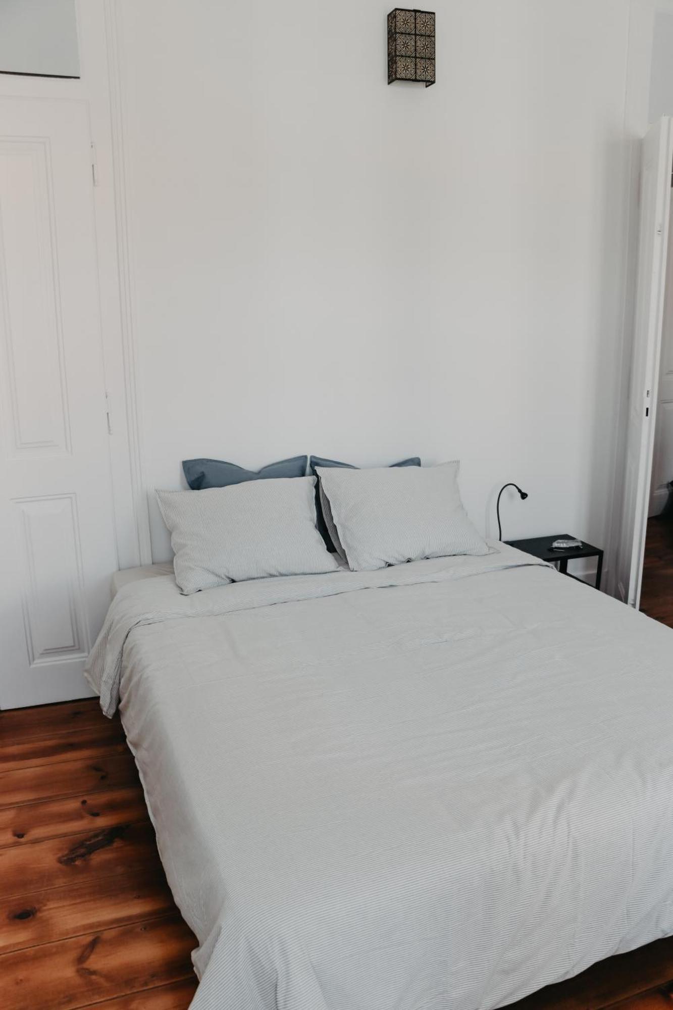 Embassy Arriaga Private Elegance Rooms In Stylish Shared Apartment Lisboa Kültér fotó