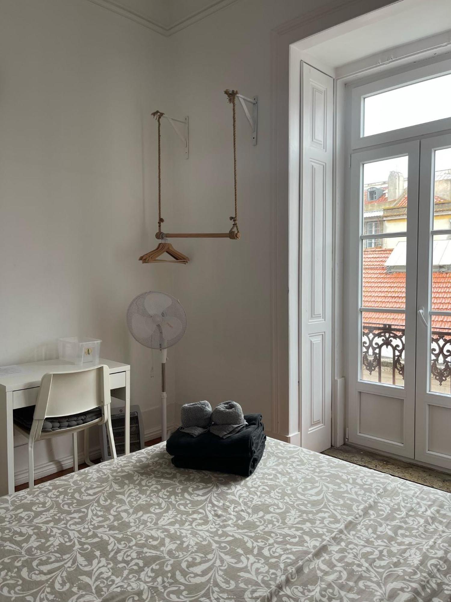 Embassy Arriaga Private Elegance Rooms In Stylish Shared Apartment Lisboa Kültér fotó